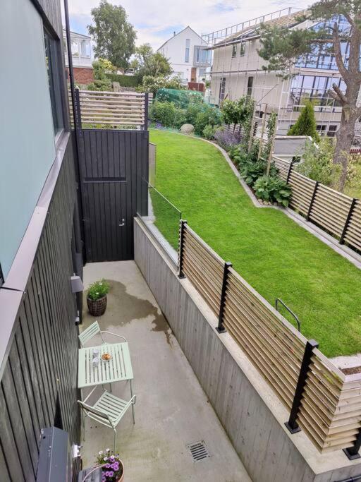 Modern And Comfortable Apartment In Attractive Neighborhood Stavanger Kültér fotó