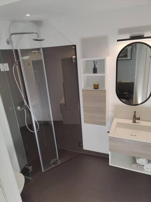 Modern And Comfortable Apartment In Attractive Neighborhood Stavanger Kültér fotó