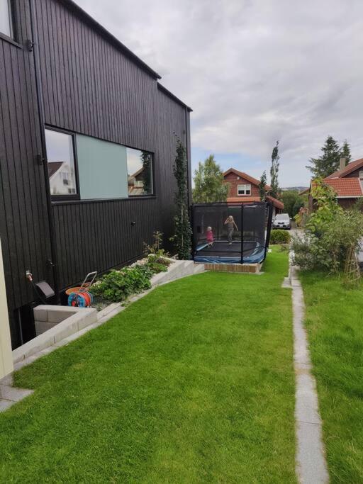 Modern And Comfortable Apartment In Attractive Neighborhood Stavanger Kültér fotó