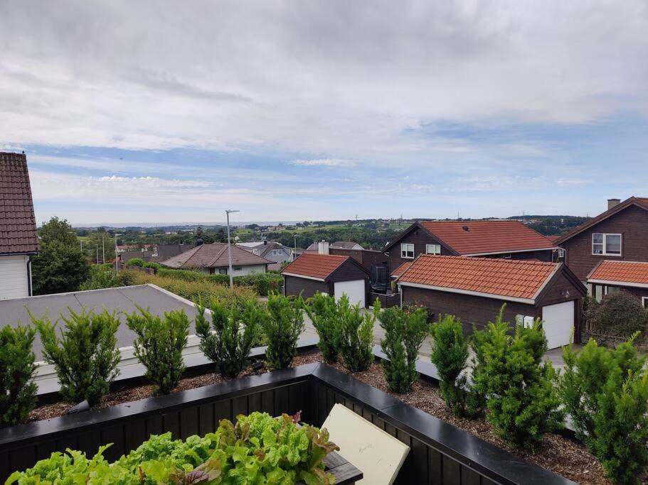 Modern And Comfortable Apartment In Attractive Neighborhood Stavanger Kültér fotó